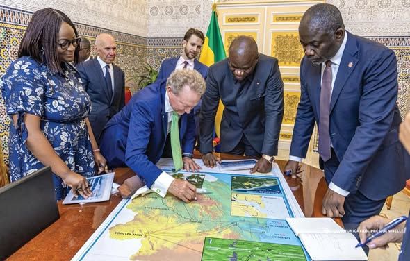 Gabon : Le Président Oligui Nguema a reçu une délégation du Groupe Fortescue