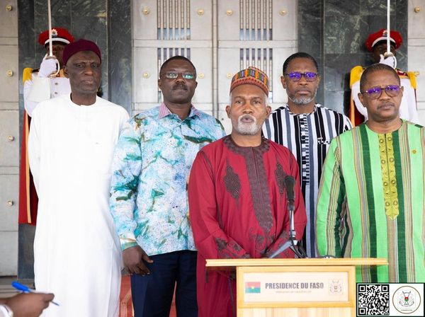 Le Nigéria présente ses excuses au Burkina Faso pour avoir violé son espace aérien