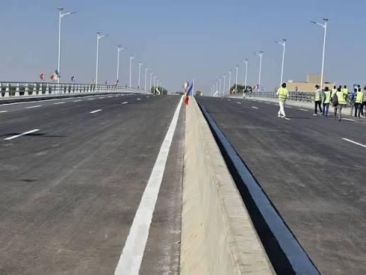 Pont de la Refondation : l’absence de ralentisseurs, un risque d’accident à l’approche des fêtes