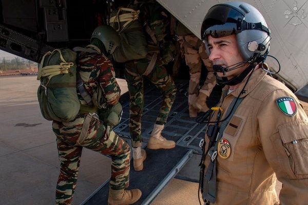 Niger : Les forces italiennes de la MISIN épargnées par les combats de Niamey