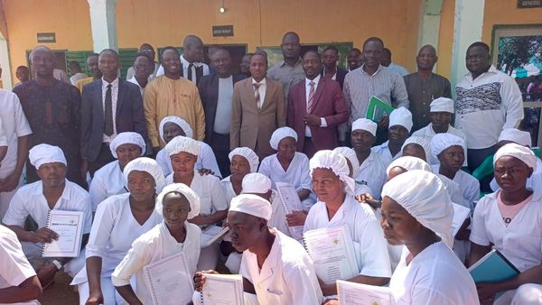 Tchad : 43 futurs infirmiers et sages-femmes défendent leurs mémoires au CEFOS de Sarh
