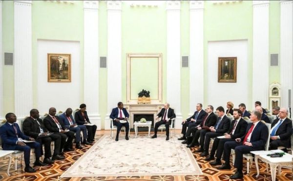 Russie-Centrafrique : Poutine et Touadéra veulent renforcer leur coopération bilatérale