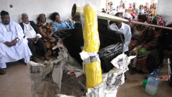 Cameroun:Le vieux trône de plus de 60 ans vendu à 10 millions Fcfa