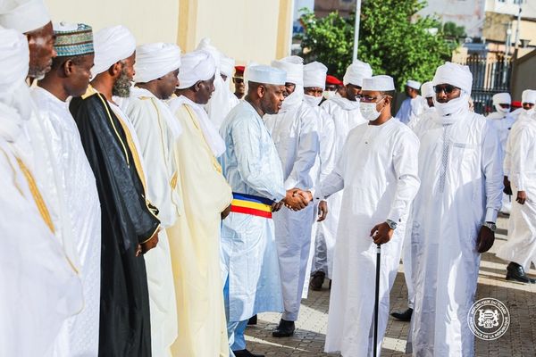 Tchad : Aïd Al-Fitr, le chef de l’Etat assiste à la grande prière à N’Djamena