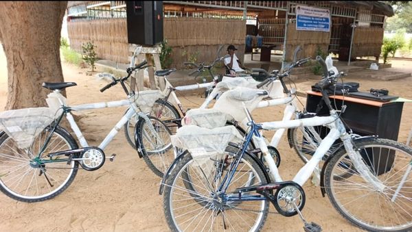 Tchad : des lycéennes de Sarh récompensées pour leur excellence à un concours