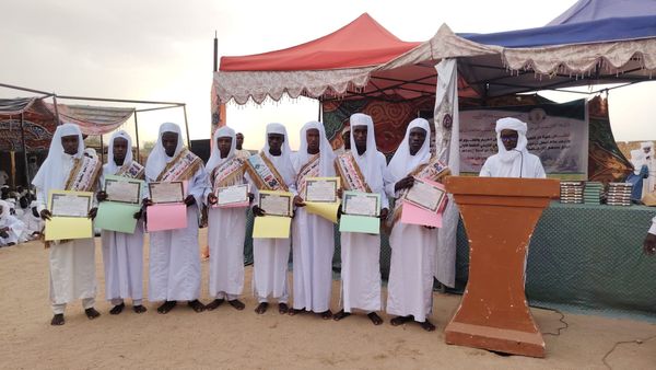 Tchad : à Abéché, huit diplômés du centre Daranaïm honorés pour leur mémorisation du Coran
