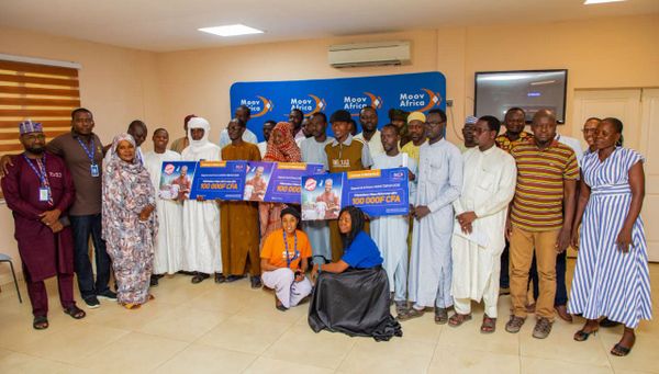 Tchad : Moov Africa récompense 40 gagnants avec un chèque de 100 000 FCFA pour la promo Hadiya