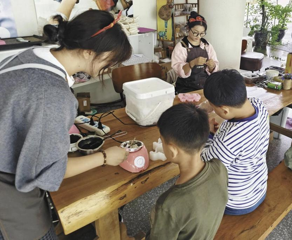 Yunnan Coffee Estate Transforms Waste Grounds into Eco-Friendly Treasures