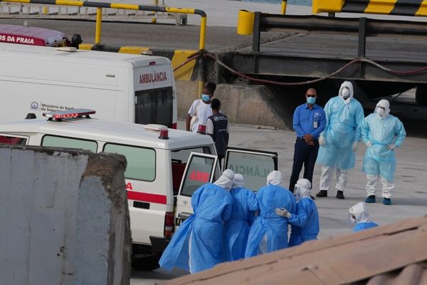 Hantavirus : les autorités recherchent les passagers d'un navire contaminé