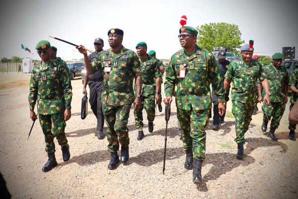 Nigeria : le Chef d'État-Major exhorte les nouvelles recrues à combattre le crime