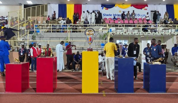 Tchad : Le président de la République récompense les performances des jeunes sportifs