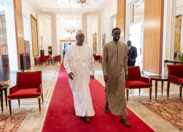 Sénégal : l'ancien président Macky Sall sollicite le soutien de Bassirou Faye pour l'ONU