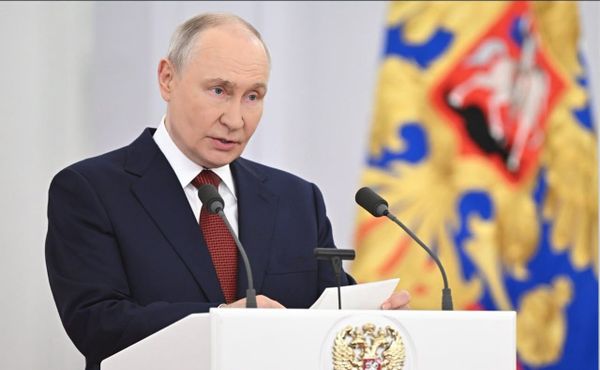 Poutine défend la souveraineté Russe et critique l'Occident