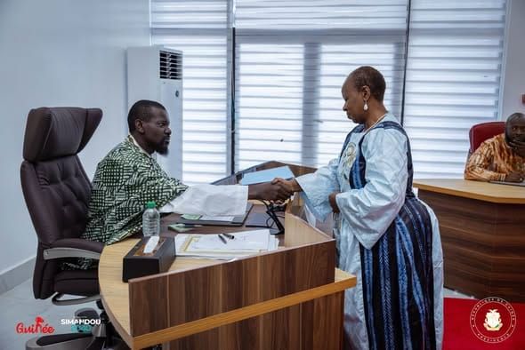 Guinée : prestation de serment et nouveaux défis pour le gouvernement