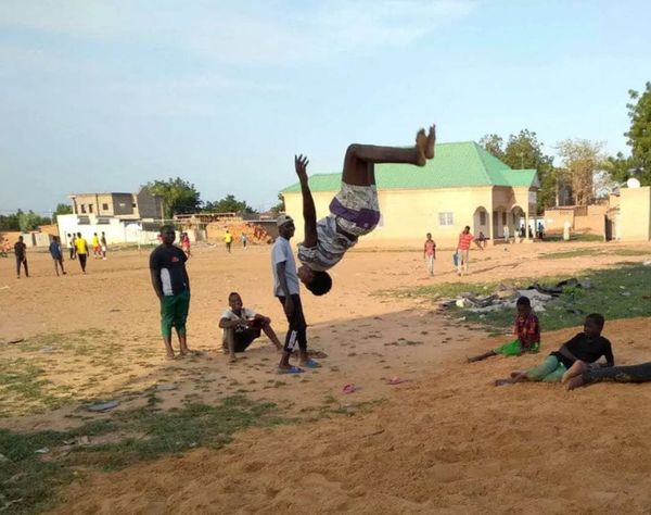 Vacances scolaires au Tchad : faut-il envoyer les enfants en cours ou les laisser se reposer ?