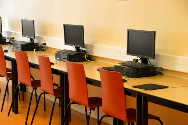 Éducation au Tchad : le numérique, une opportunité encore freinée par le manque d’équipements