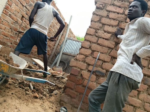 Crise du logement à N'Djamena : le casse-tête des matériaux de construction face à la précarité