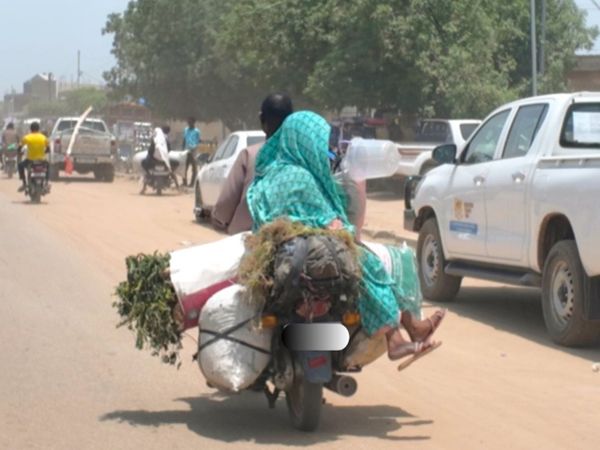 À N’Djamena, le défi des motos surchargées : entre survie économique et insécurité routière