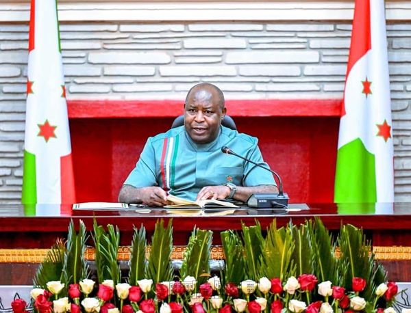 Burundi : Évariste Ndayishimiye préside un Conseil National de Sécurité axé sur les incendies