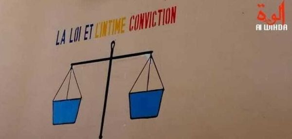 N'Djamena : procès d'un gérant de cabine téléphonique, défense et accusations s'opposent