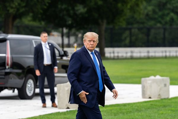 États-Unis : Donald Trump signe un mémorandum pour relancer le transport spatial