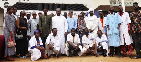 Maroquinerie à N’Djamena : l’ONPTA et Baladi Chaussures unissent leurs forces pour former 30 jeunes artisans
