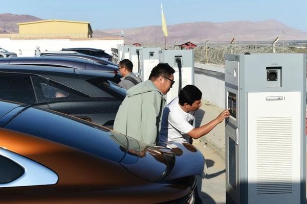 How China's Hottest City Turned Extreme Heat Into a Thriving Industrial Testing Hub