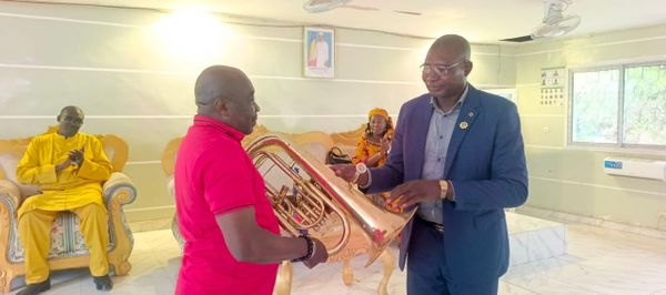 Tchad : la fanfare municipale de Sarh s'équipe de nouveaux instruments