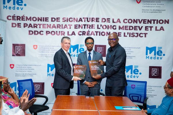 Tchad : l'ONG Medev et la Coopération suisse scellent la création de l'Institut supérieur de journalisme et de communication