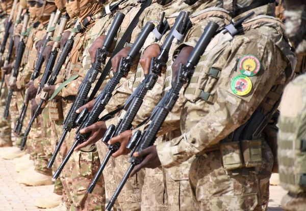 Dioura : l'armée malienne réussie une délicate opération aéroterrestre