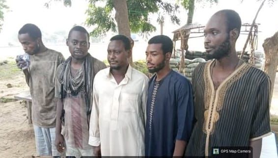 Nigeria : le président du district de Bungudu et quatre otages s'échappent des mains des terroristes