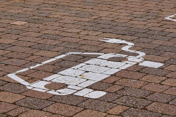 Voitures électriques : la Corée du Sud, l'Inde et la Chine en tête de la puissance de recharge publique