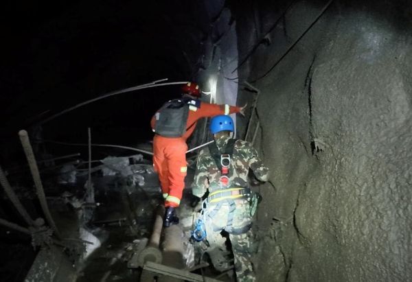 China and Nepal Forge Cross-Border Partnership for Disaster Response Following Gyirong Landslide