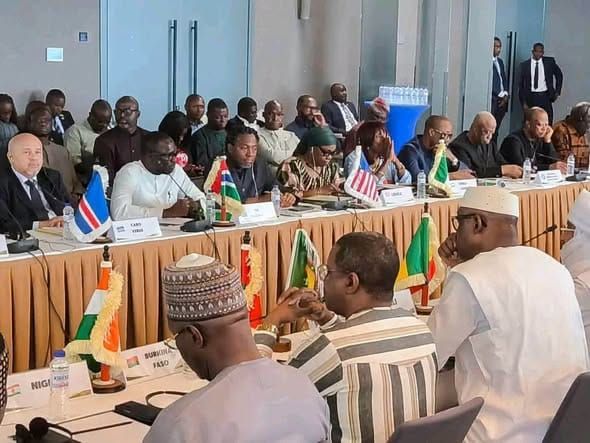 AES-CEDEAO : premières négociations formelles à Dakar pour refonder la coopération