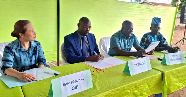 Bénin : 8 500 actes de naissance remis à des écoliers pour garantir leur droit à l'identité