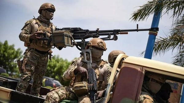 Opération Dougoukoloko : les FAMa neutralisent plusieurs bases et positions terroristes à travers le pays