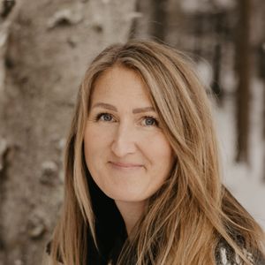 Linda Åkeson McGurk