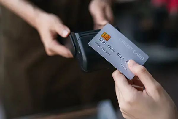 10 Smart Ways to Improve Your Credit Score Fast (Works Worldwide)