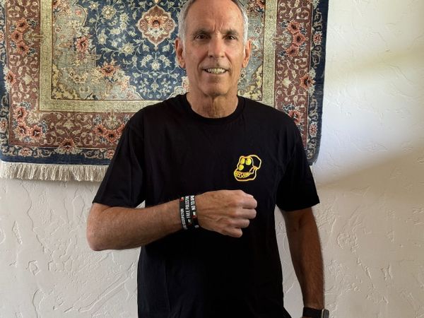 Vail Valley Foundation threw me out of the Norah Jones concert for wearing this