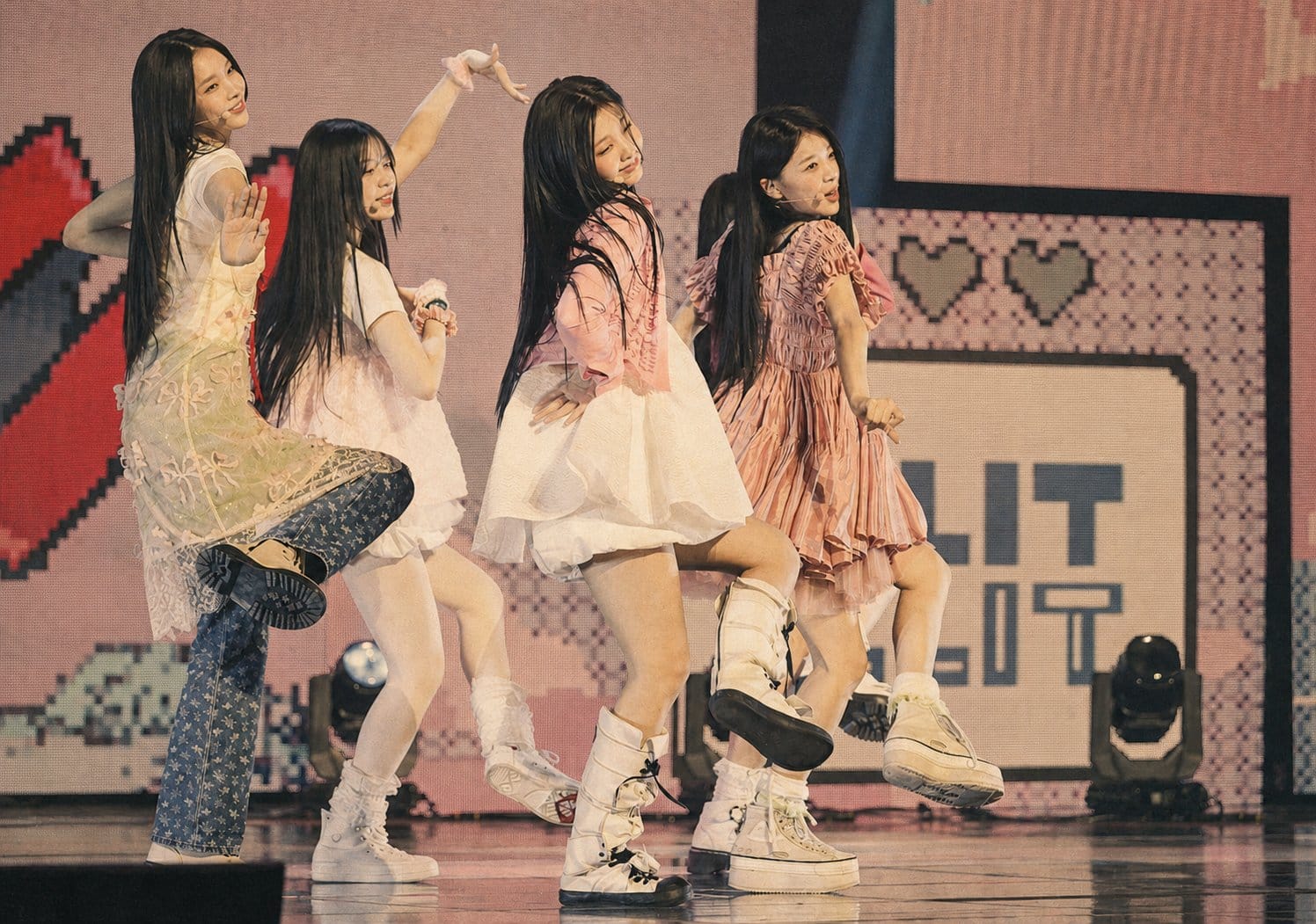 ILLIT K-pop girl group