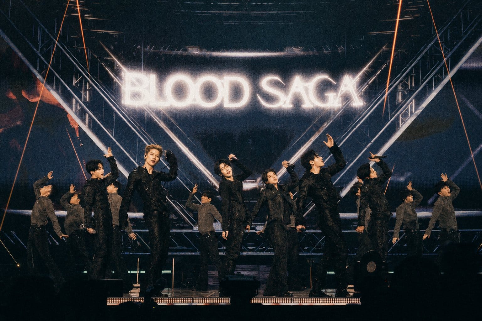 ENHYPEN BLOOD SAGA tour stage
