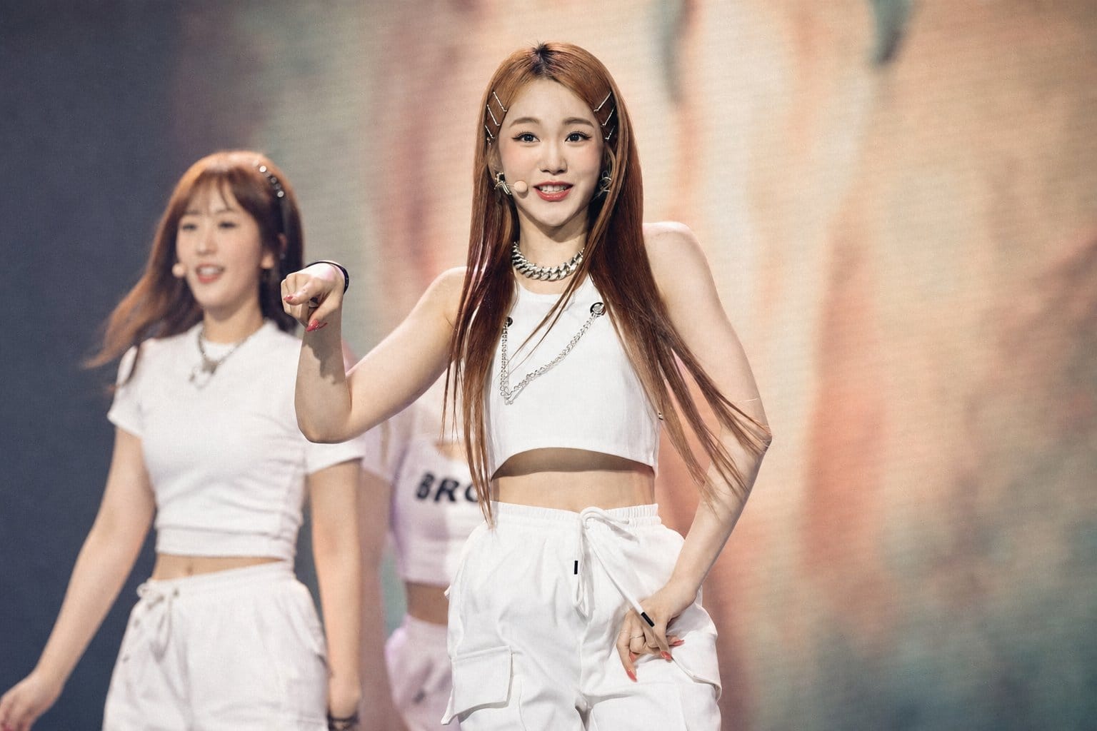 Nana WOOAH member