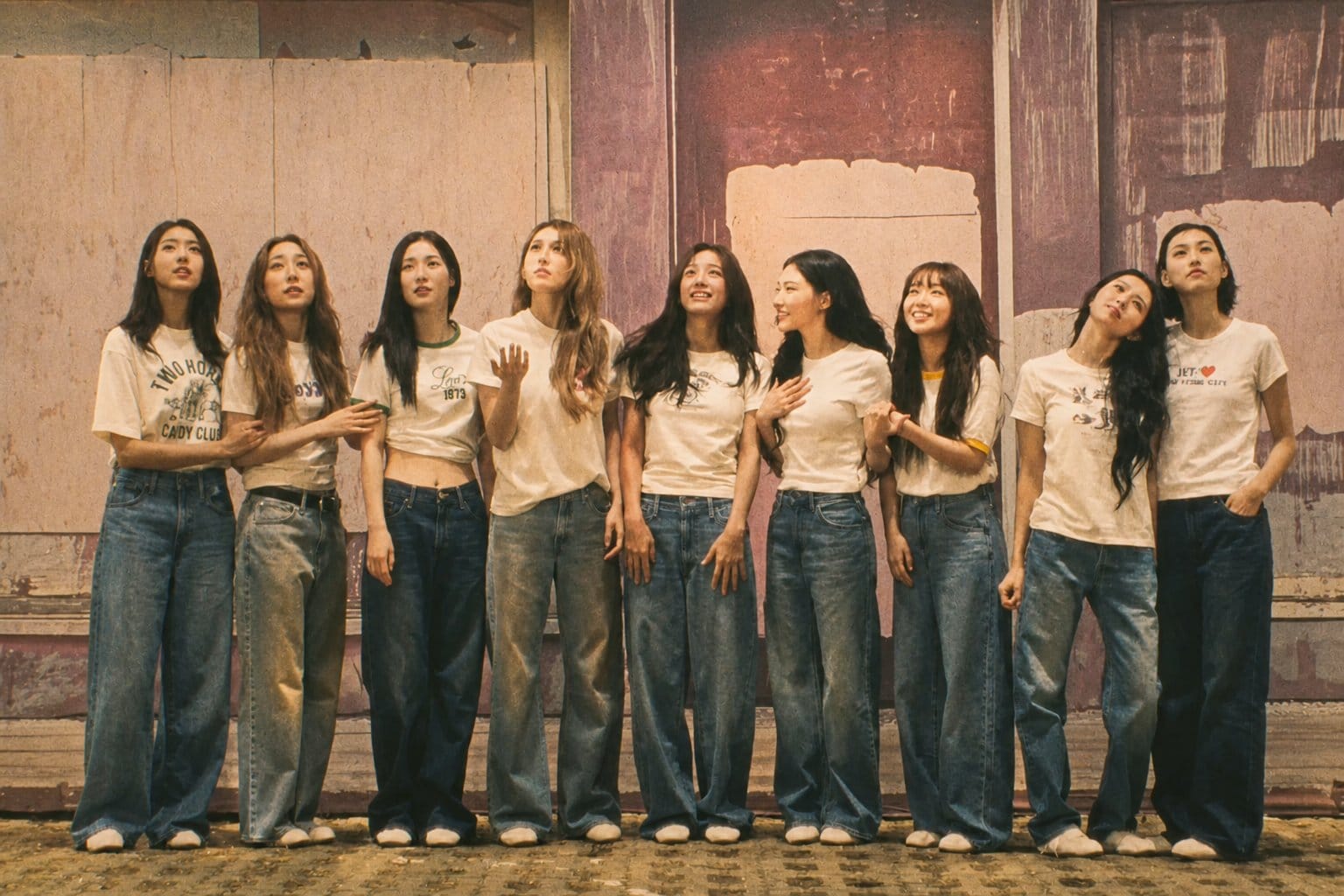 I.O.I : LOOP album (Suddenly title track)