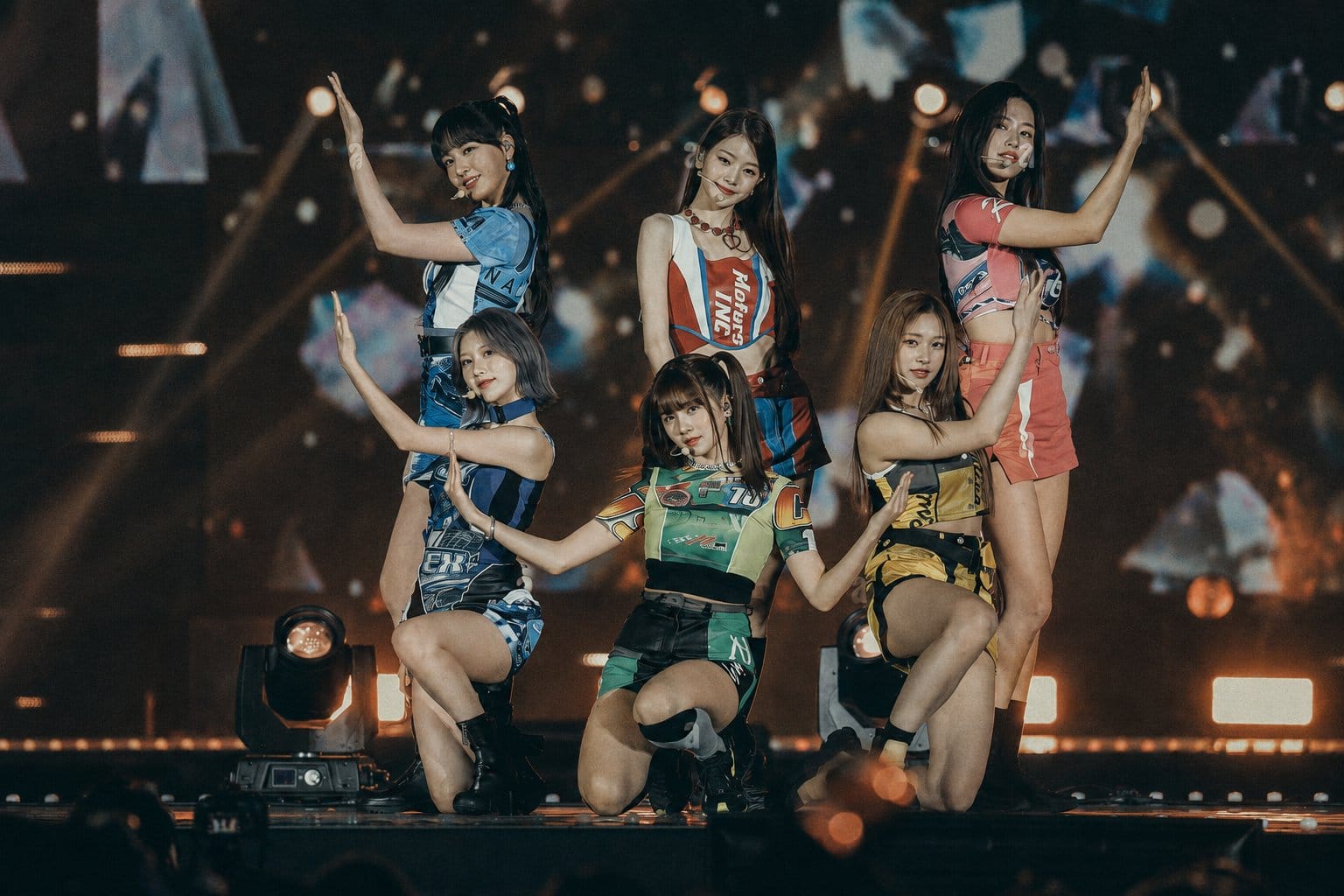 IVE six-member group on stage
