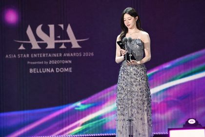 高允贞在ASEA 2026首日斩获两项演技奖