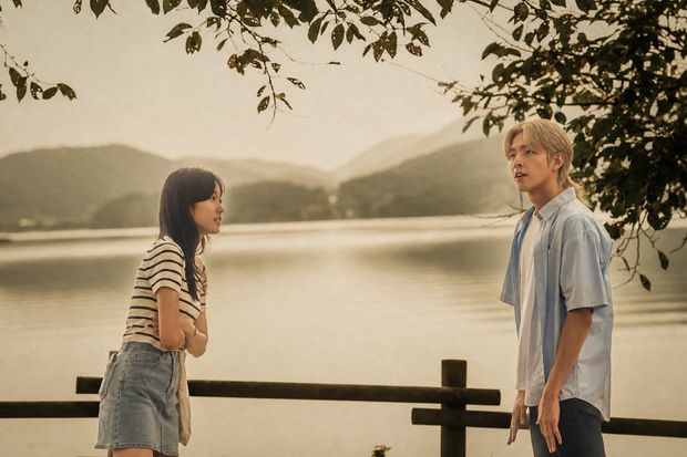 펠릭스 MV 출연한 노윤서, 피처링 아티스트는 아냐