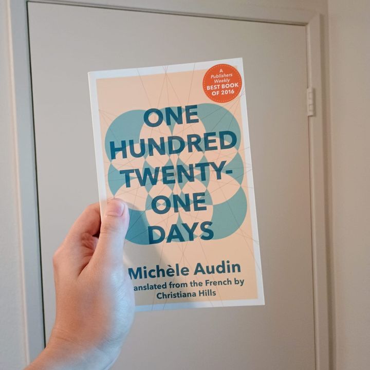 ร้อยยี่สิบ-เอ็ด วัน: ตัวเลข วรรณกรรม และประวัติศาสตร์