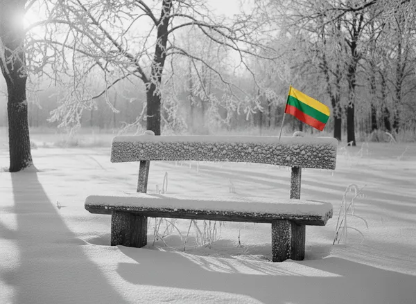 Dvidešimt parašų prieš minus dvidešimt vieną