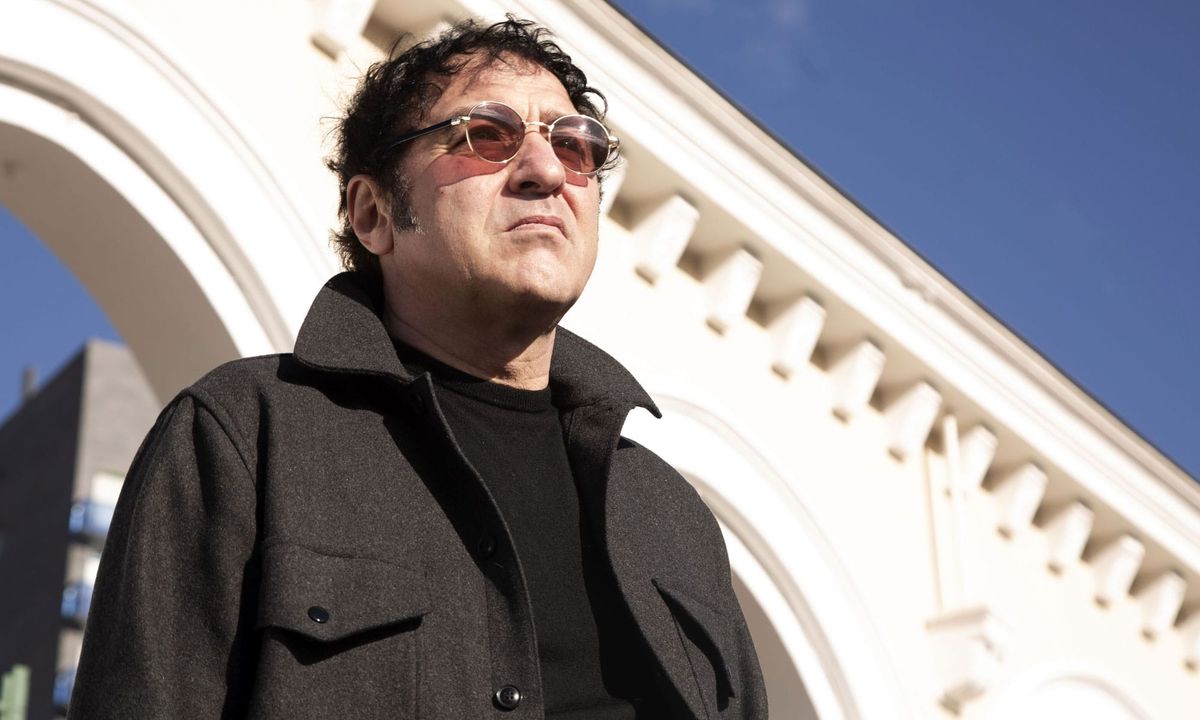 Soviet-born rocker Nash Albert drops mountain-made epic Kingdom Of Love