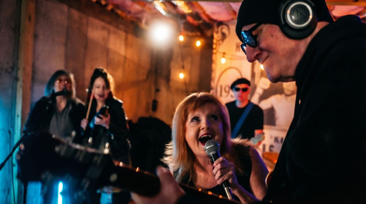 The Shirts: “Move On Groove On” (Official Music Video)